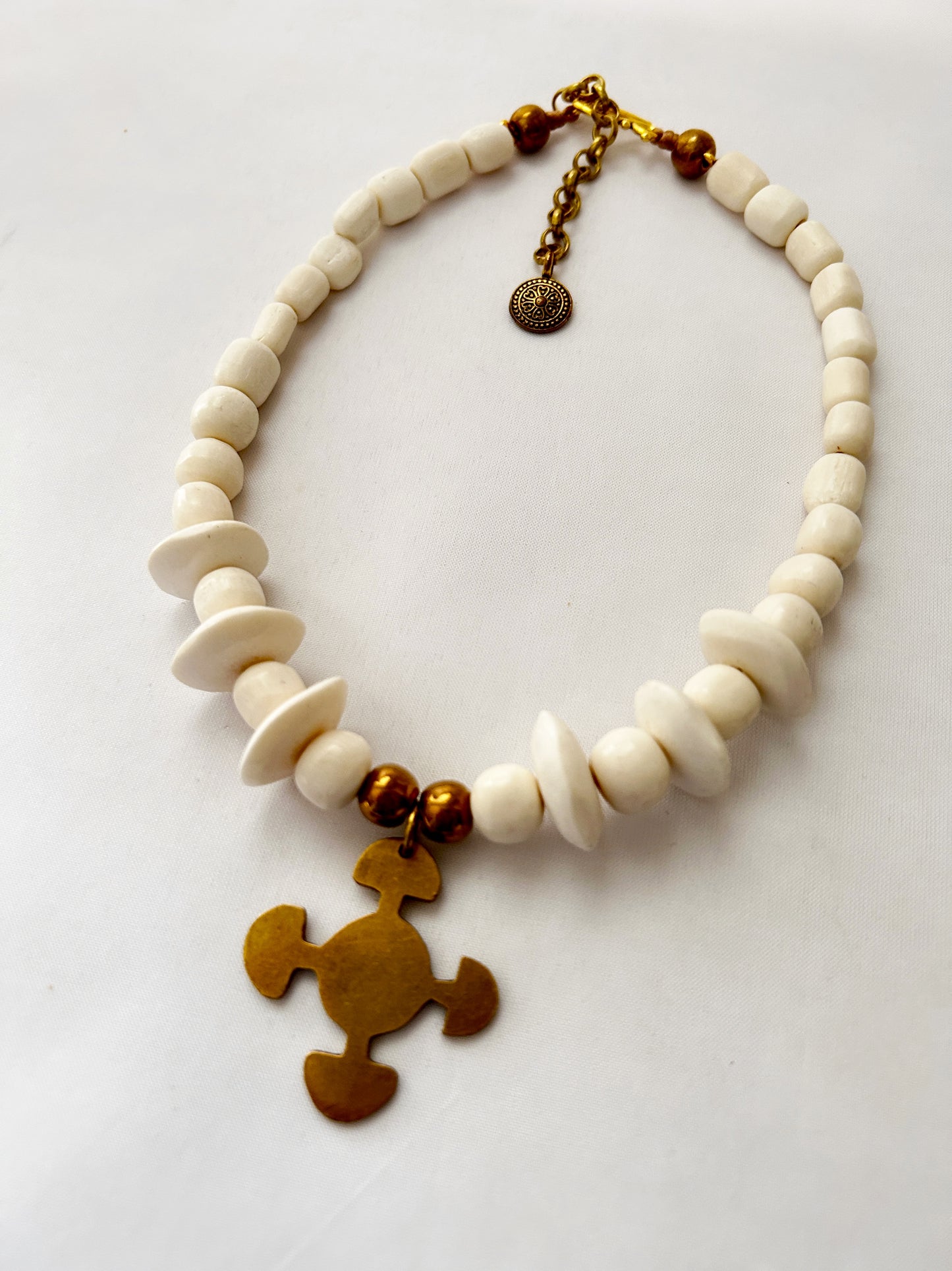 Collares Zuri