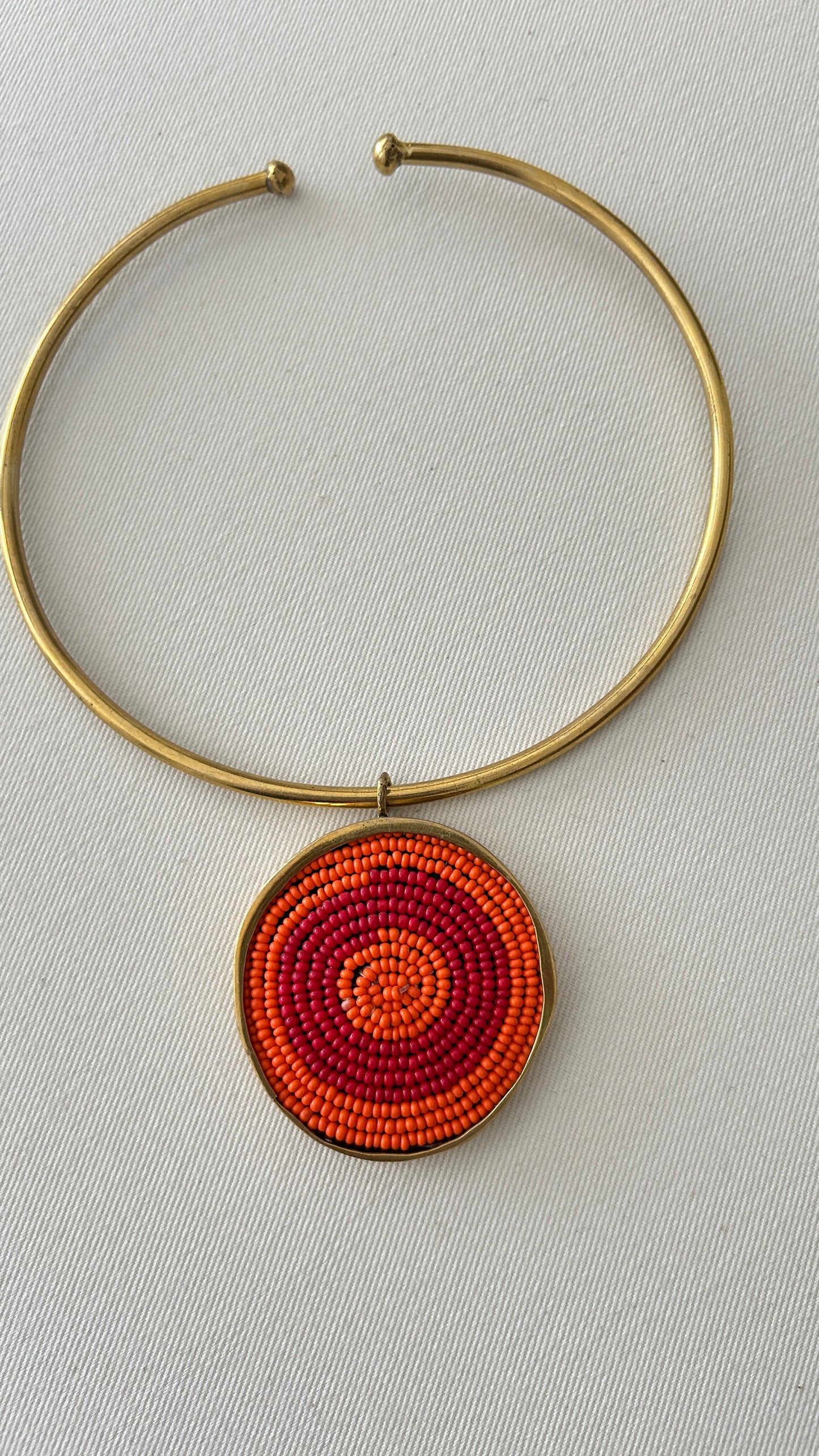 Gargantillan Brass Gabi