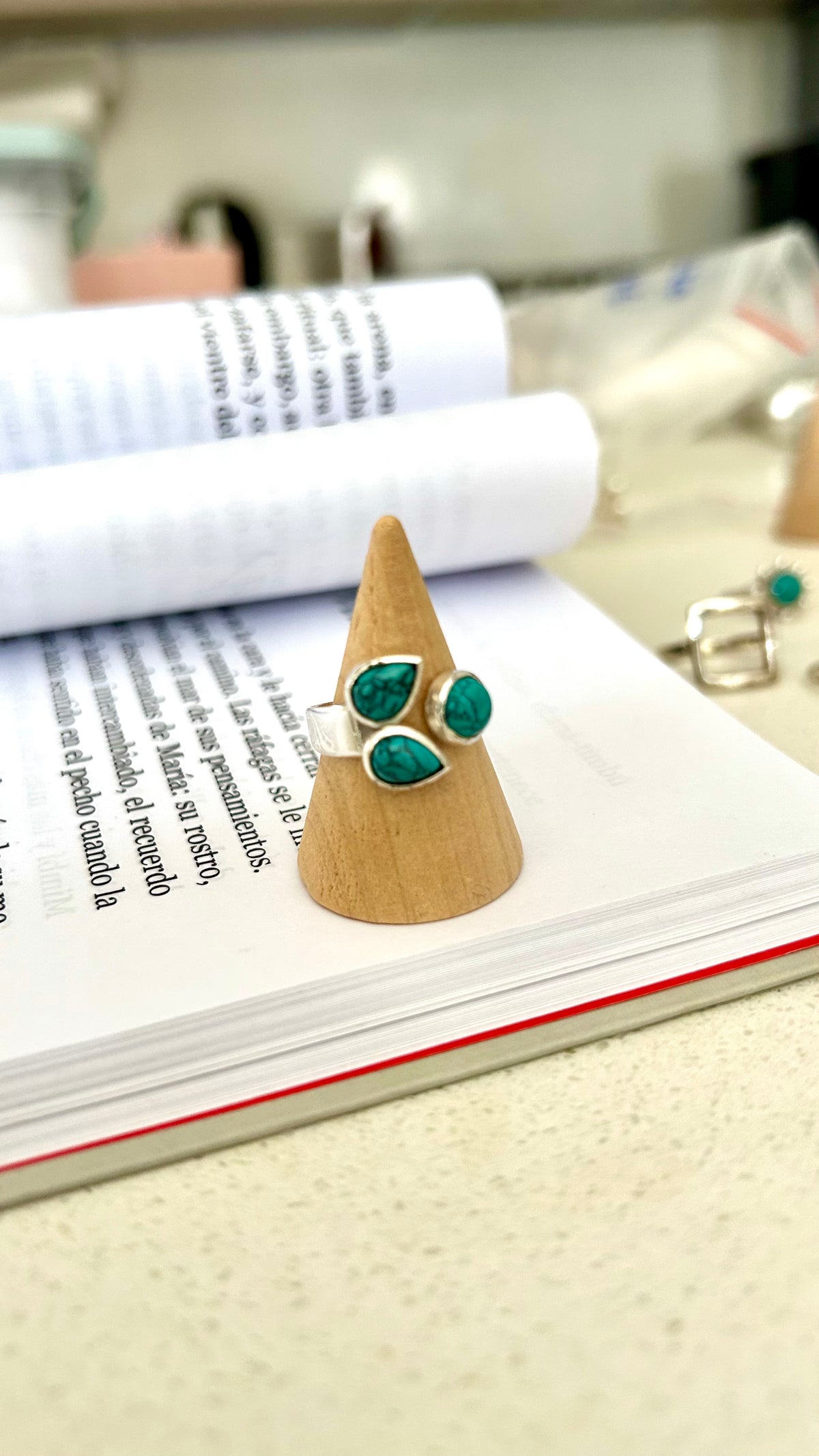 Anillo Tri esmeralda