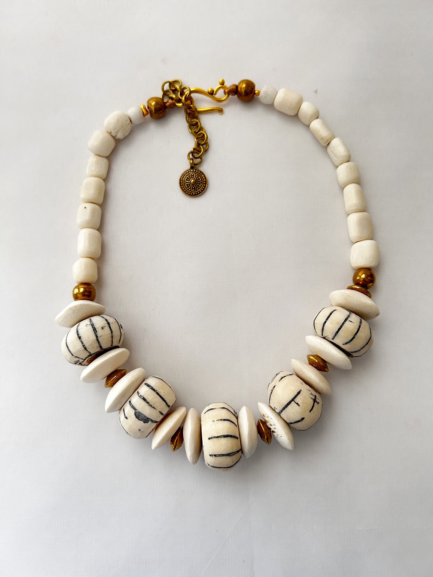 Collares Zuri
