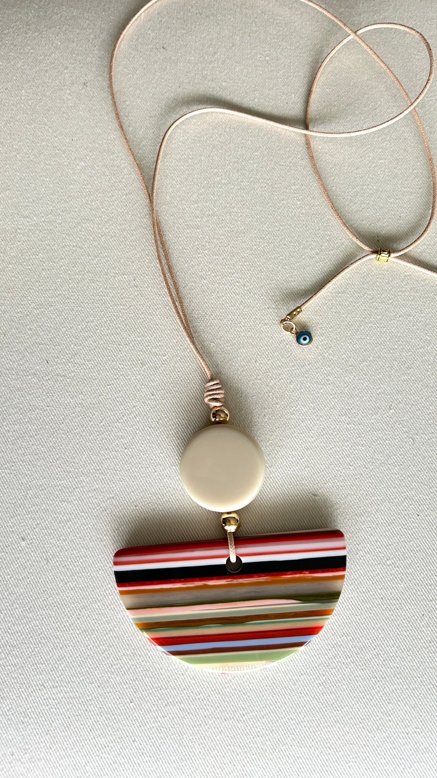 Collar Media Luna Carioca
