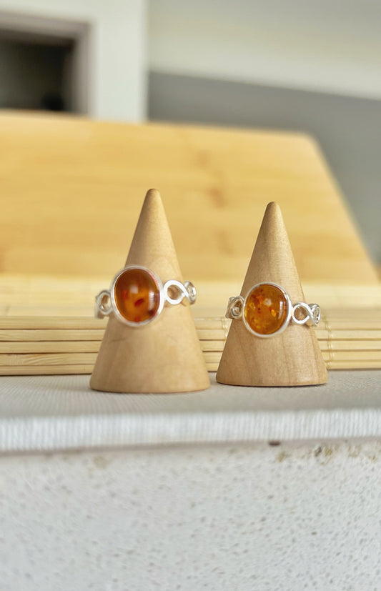 Anillo oval ambar cognac