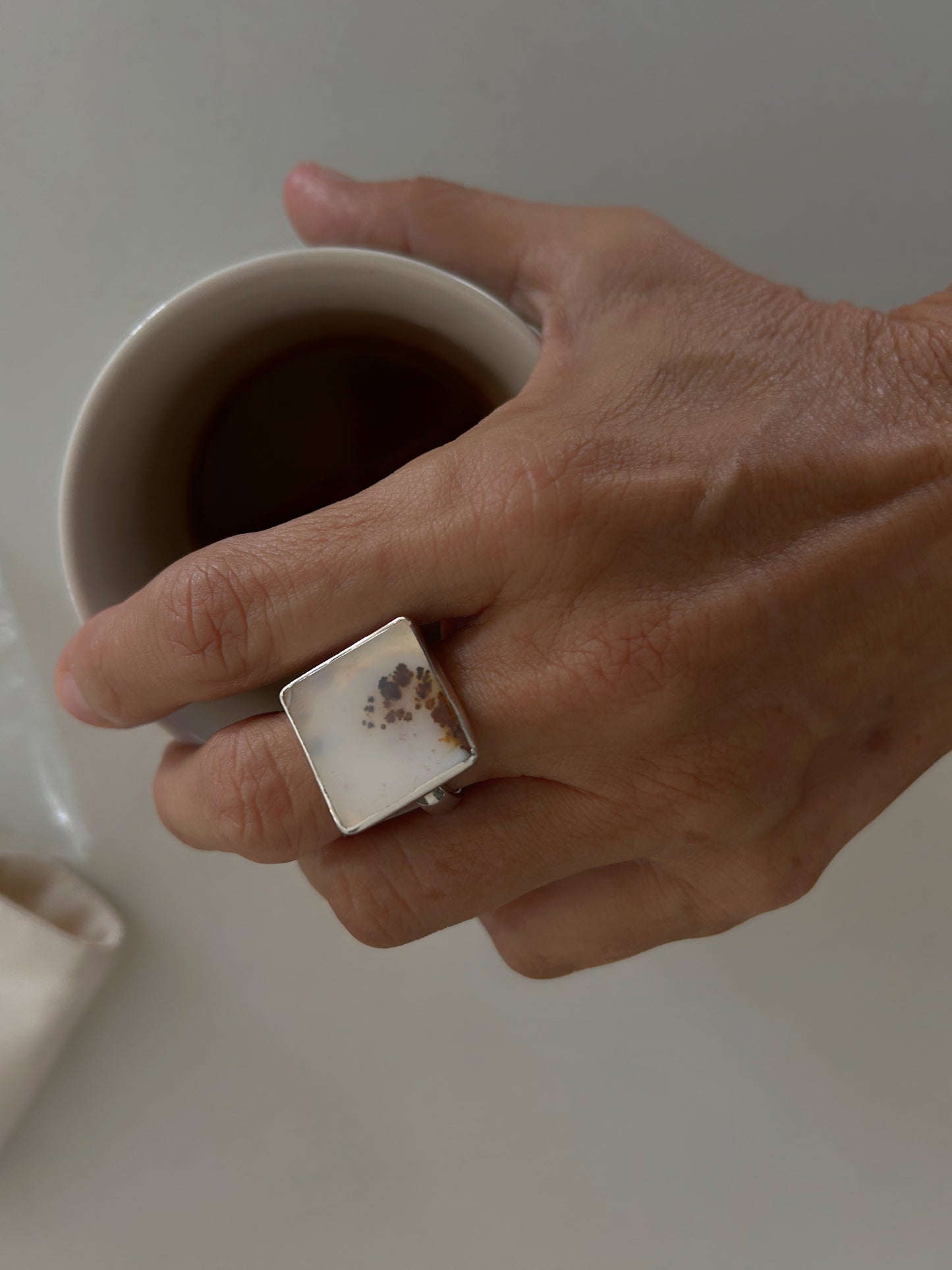 Anillo cuadrado Agata