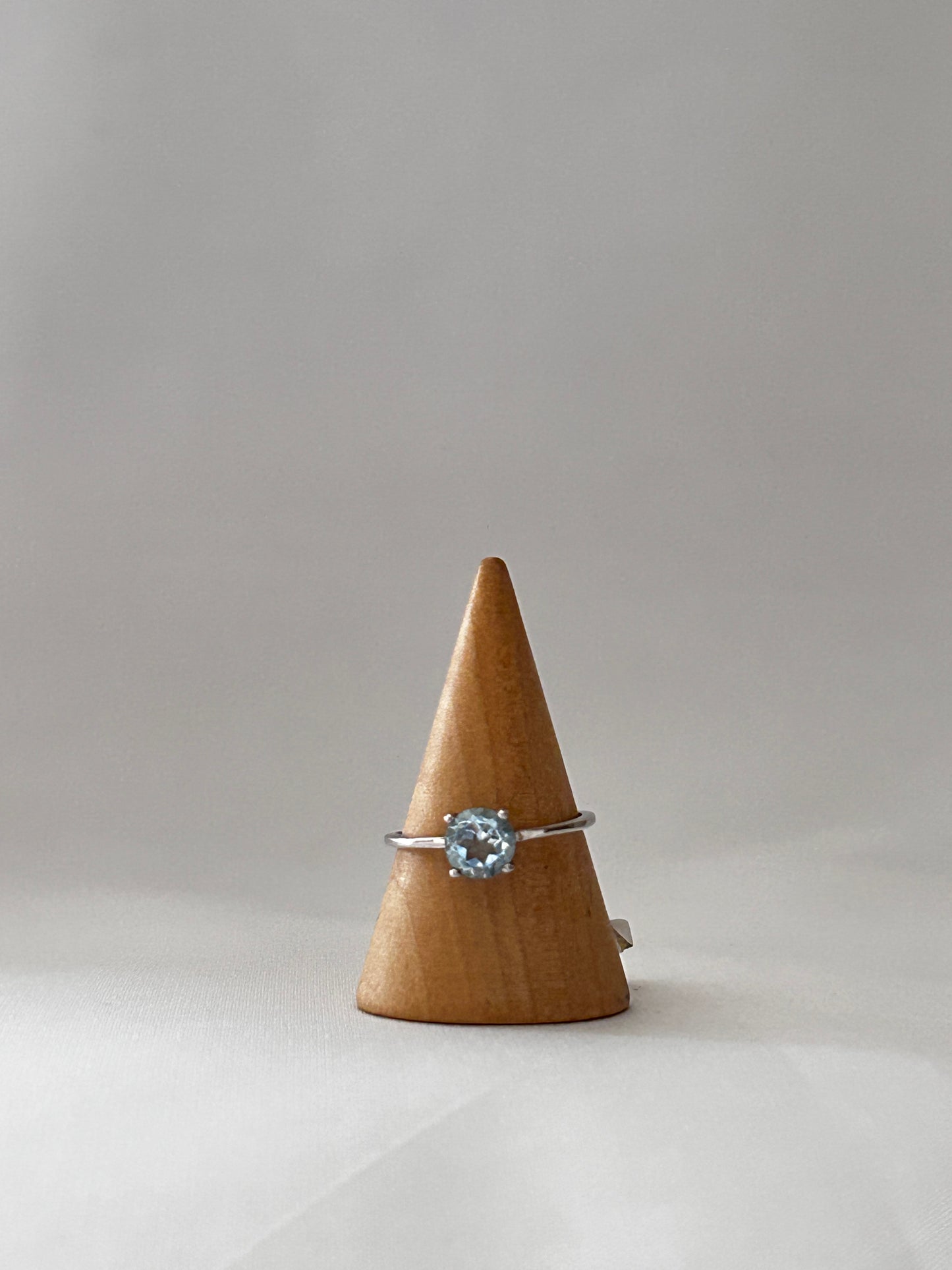 Anillo Solitario Topacio