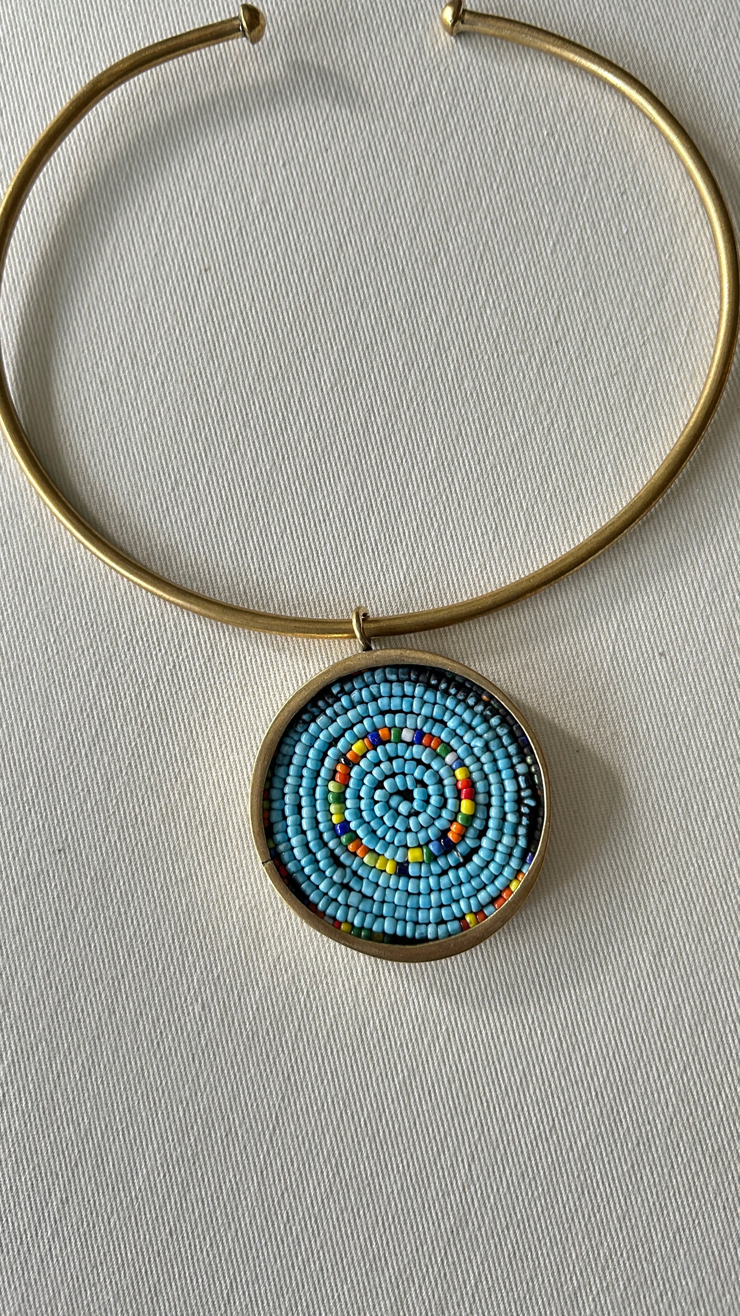 Gargantillan Brass Gabi