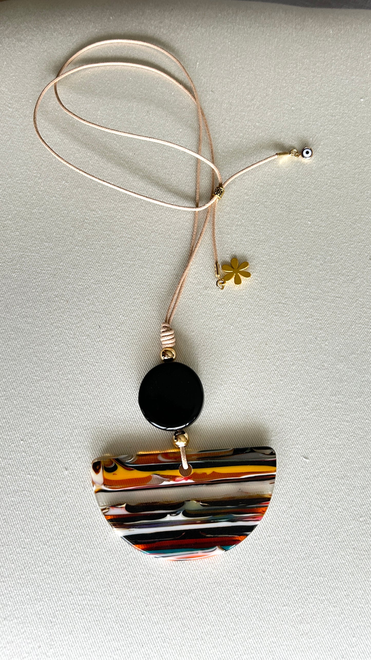 Collar Media Luna Carioca