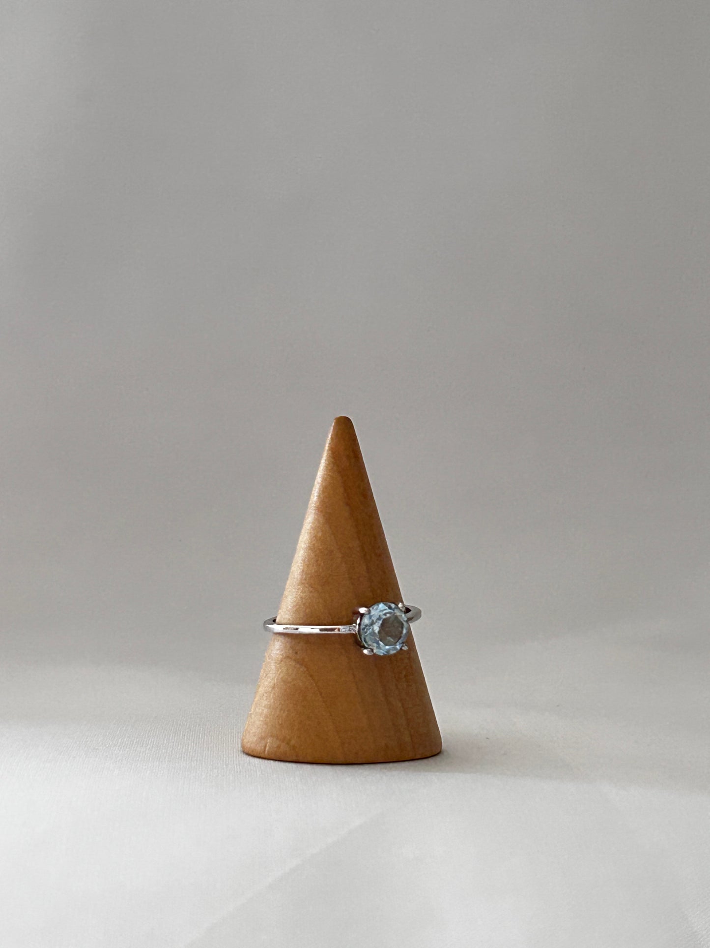 Anillo Solitario Topacio