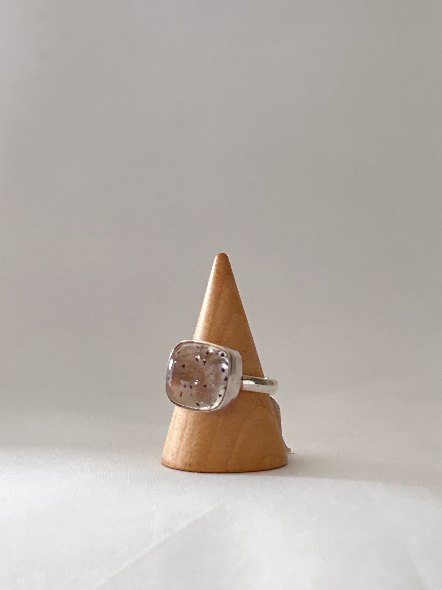 Anillo Cuarzo Fantasma