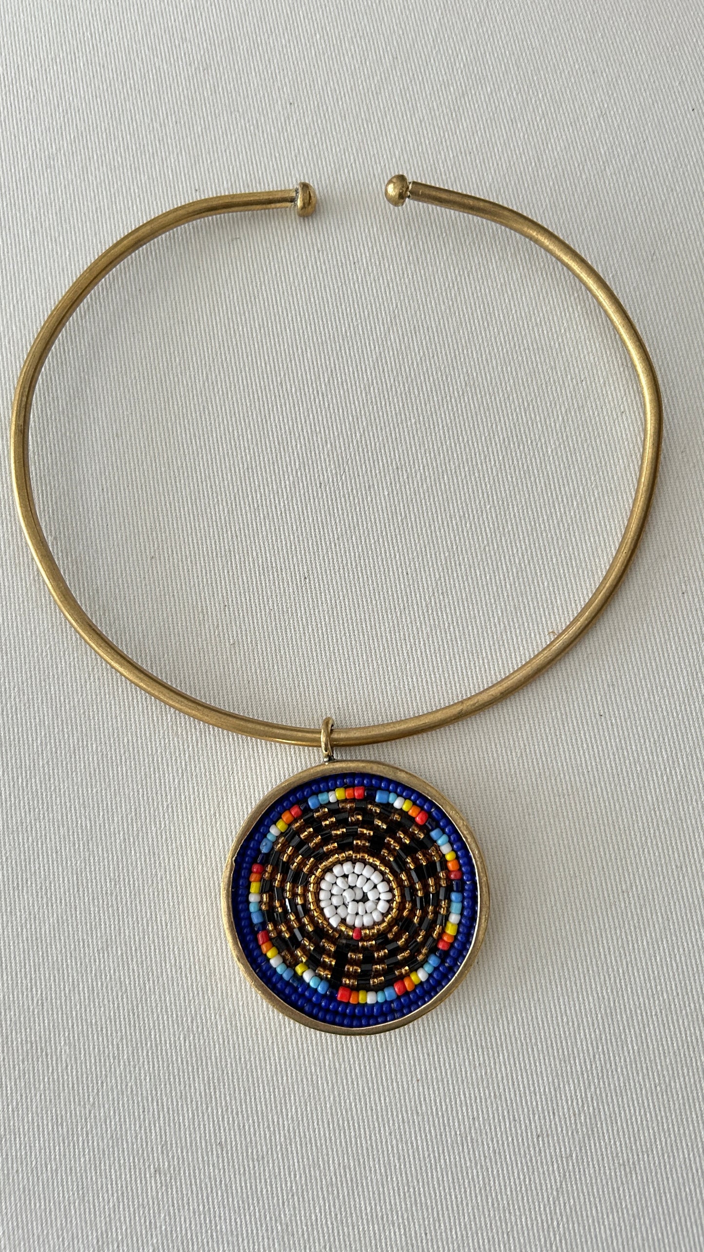 Gargantillan Brass Gabi