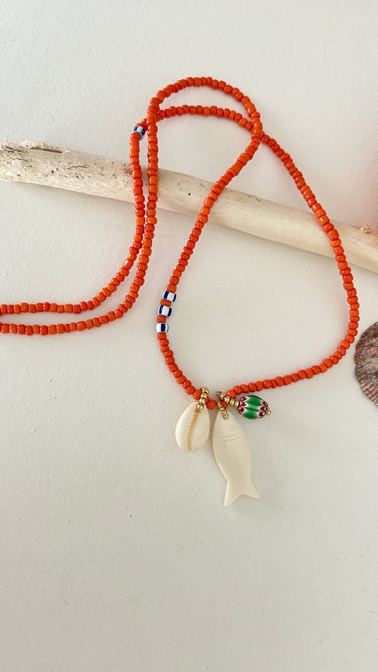 Collar Paros