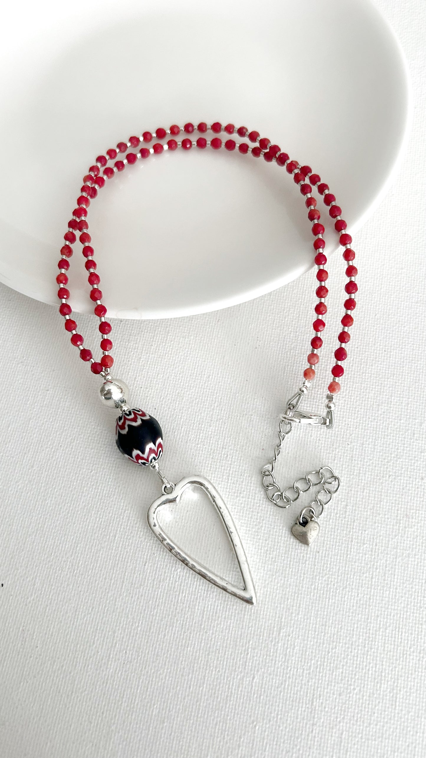 Collares Chevron
