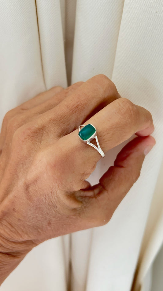 Anillo plata y onix verde
