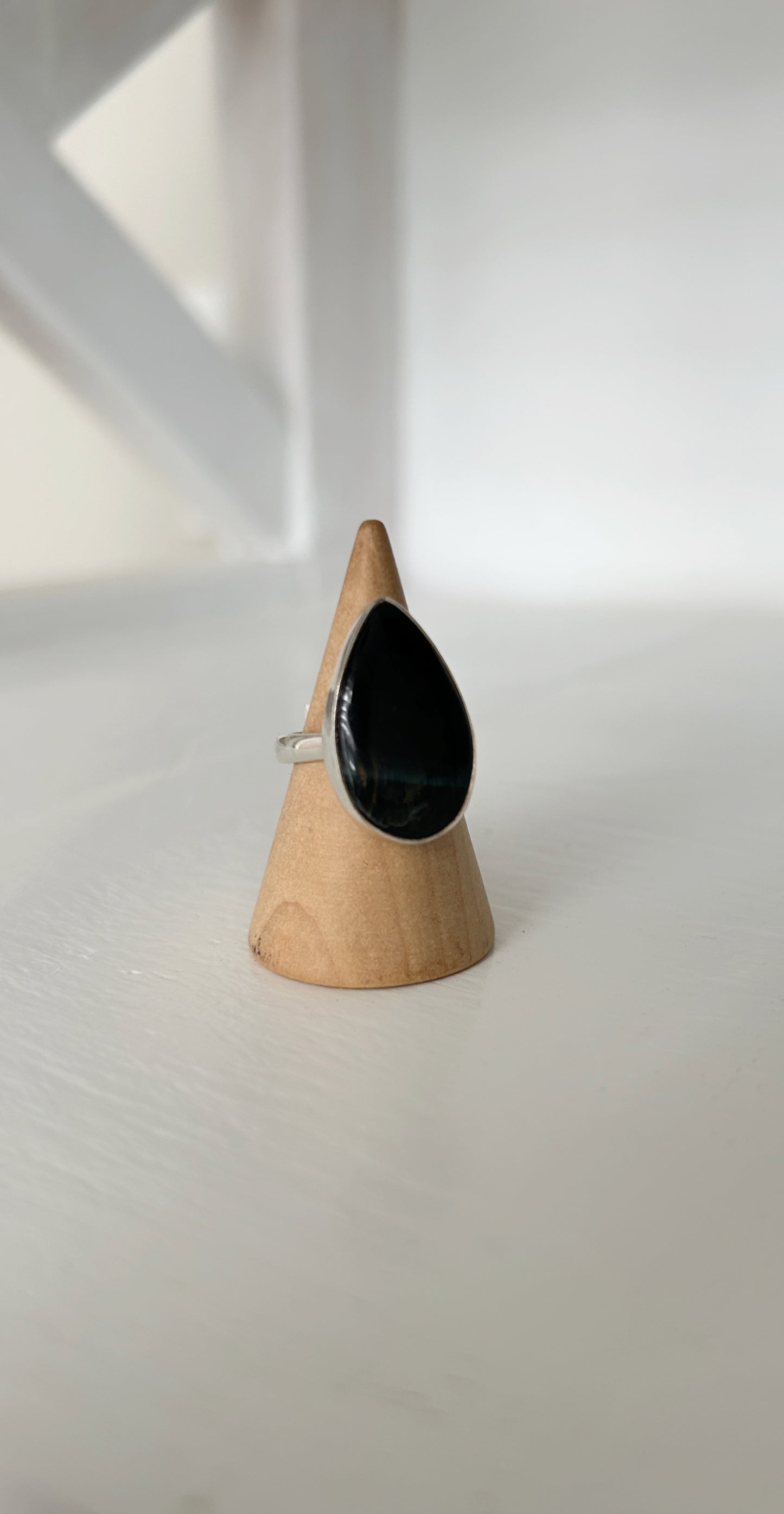 Anillo gota ojo de tigre