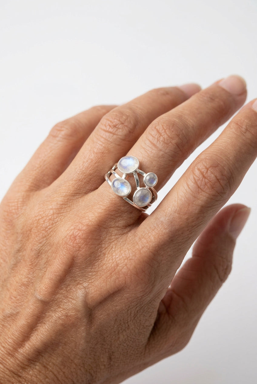 Anillo 4 moonstones