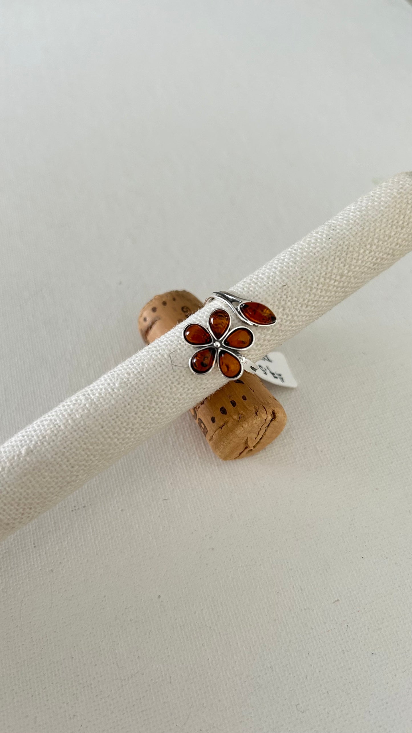 Anillo doble flor ambar