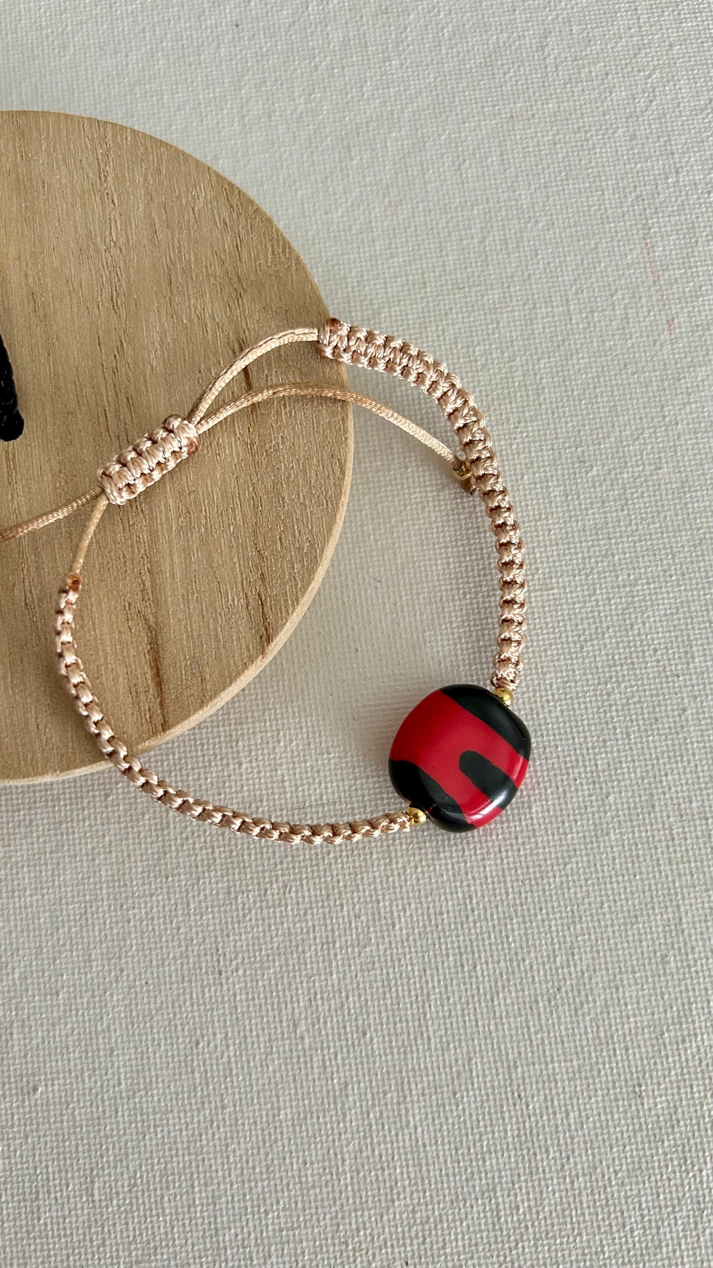 Pulseras cerámicas nudo plano