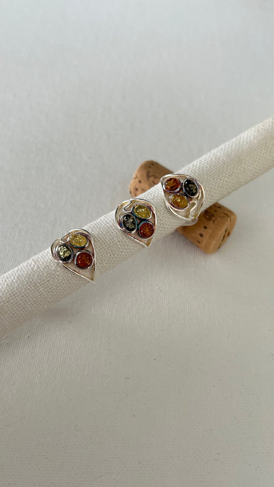 Anillo multicolor ambar