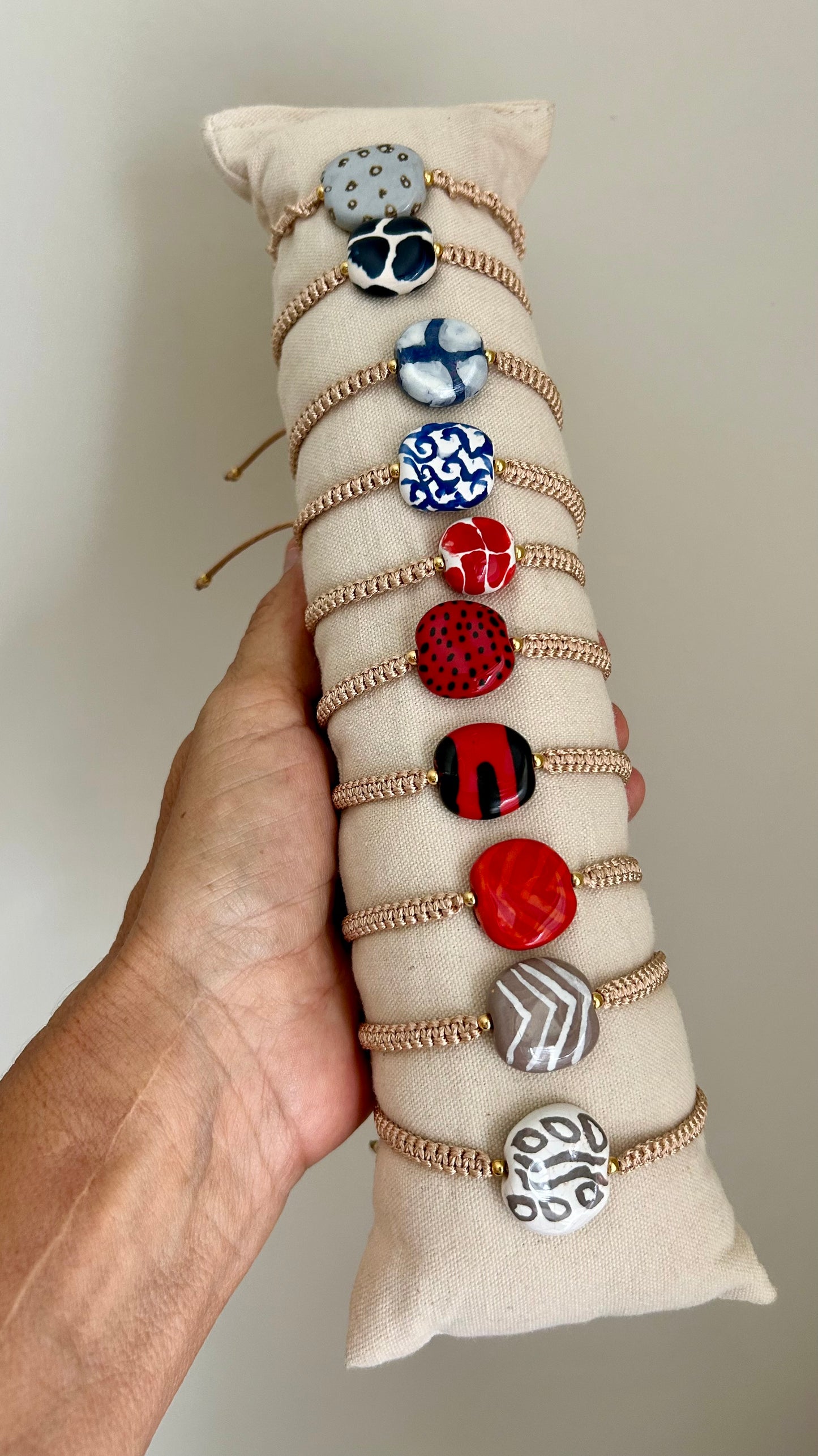 Pulseras cerámicas nudo plano