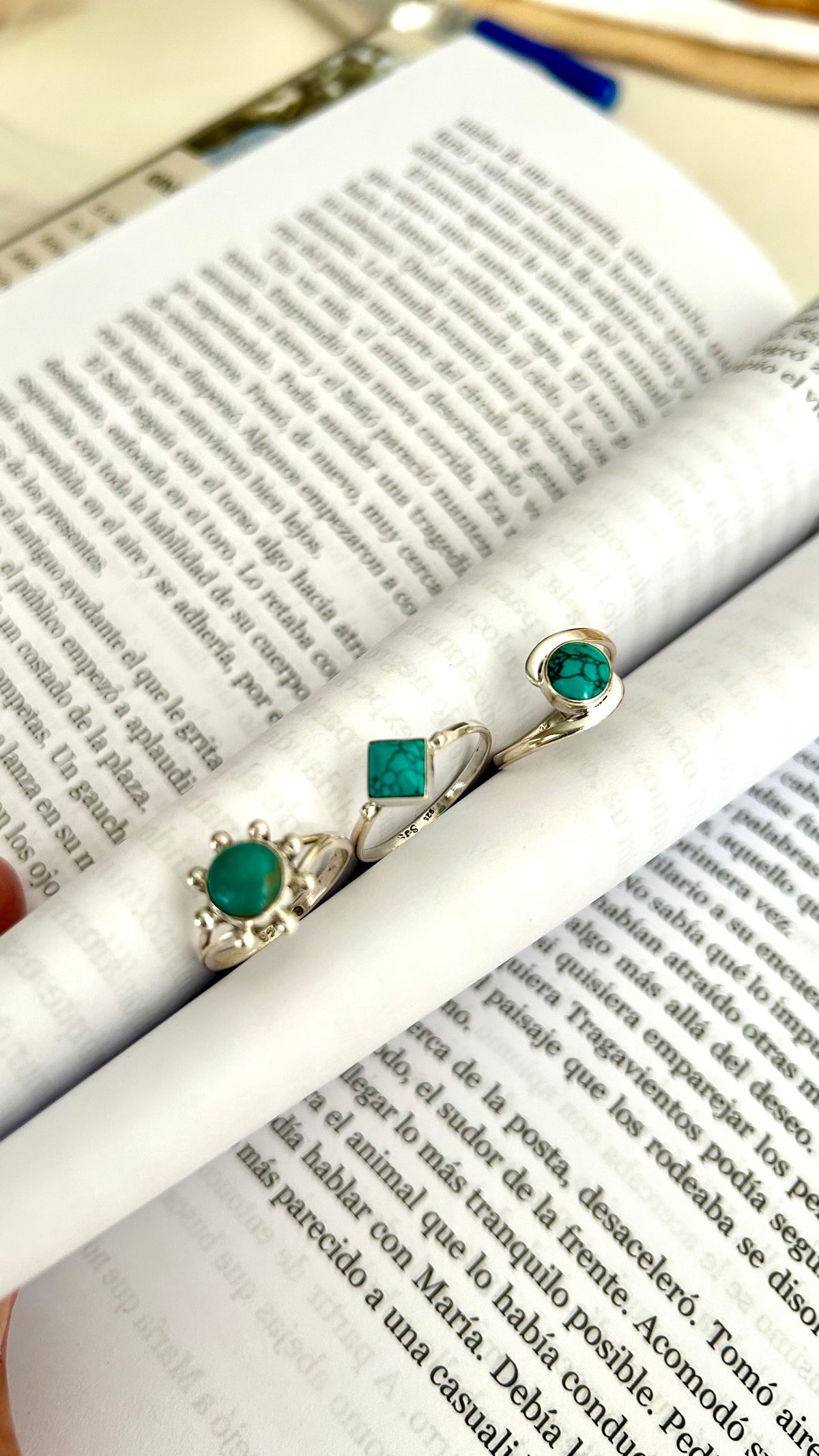 Anillo mini turquesa puntitos)