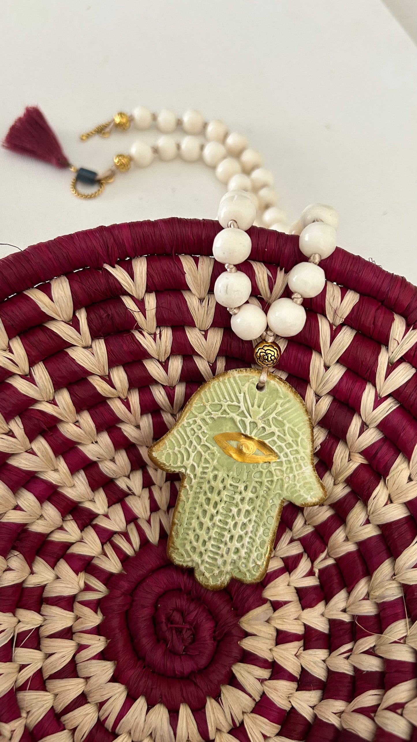 Collar corto Mano de Hamsa