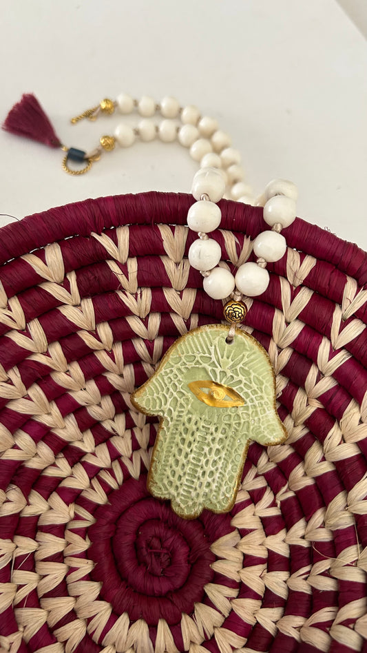 Collar corto Mano de Hamsa