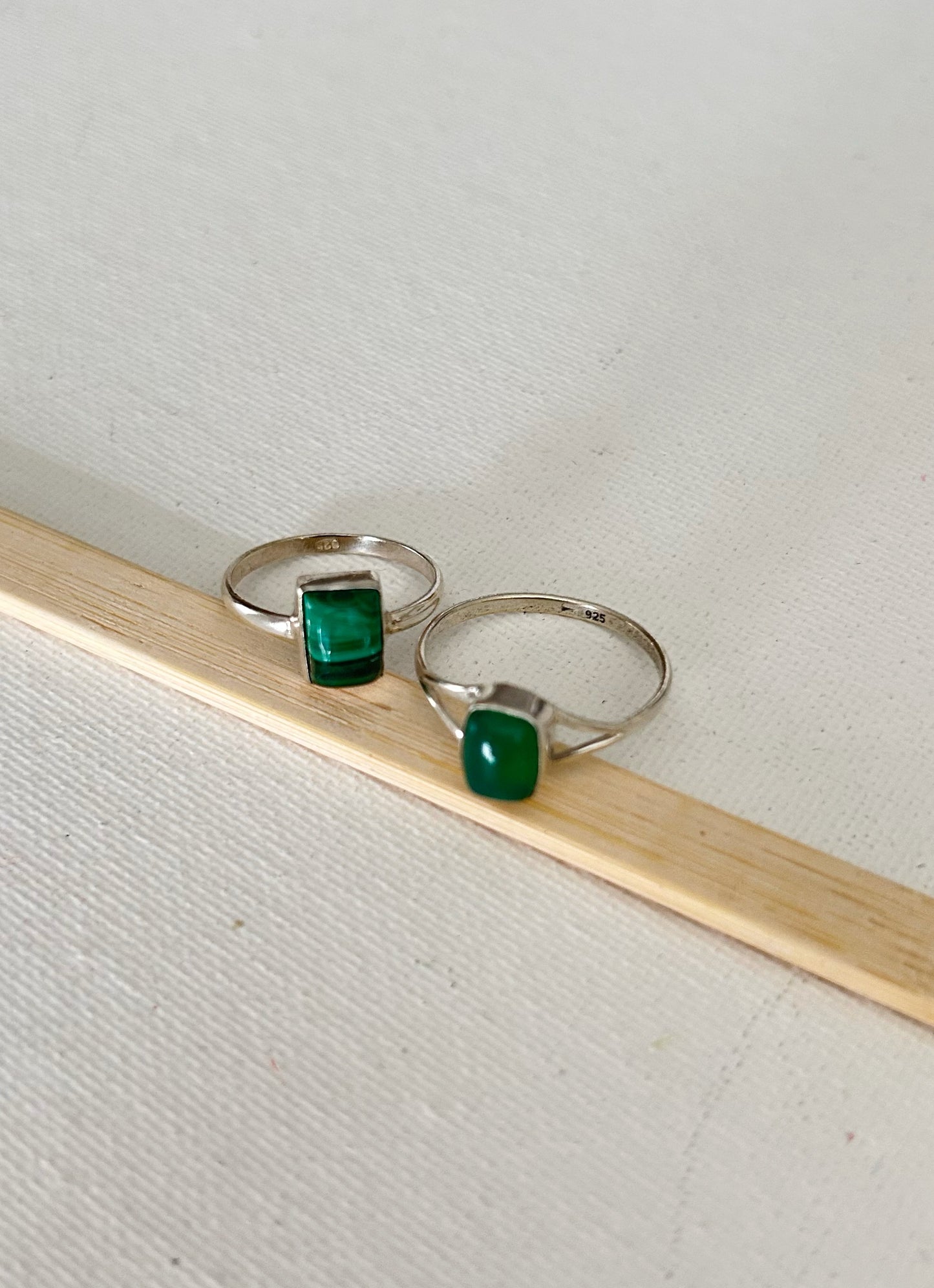 Anillo plata y onix verde