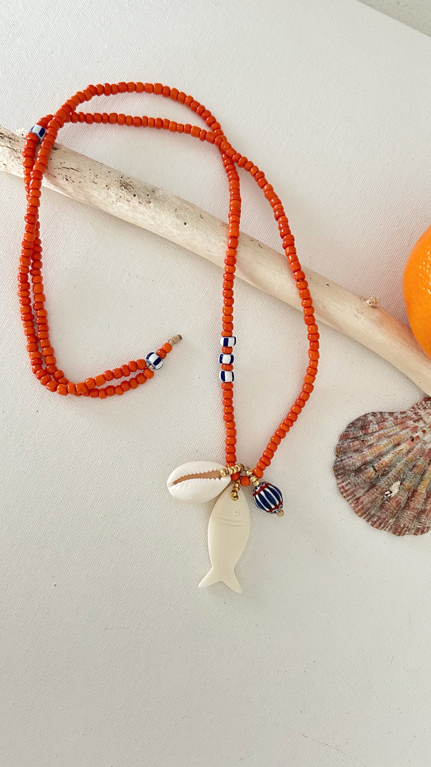 Collar Paros