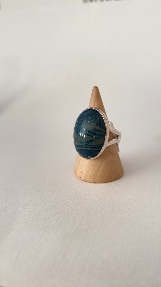 Anillo oval mareado Agata