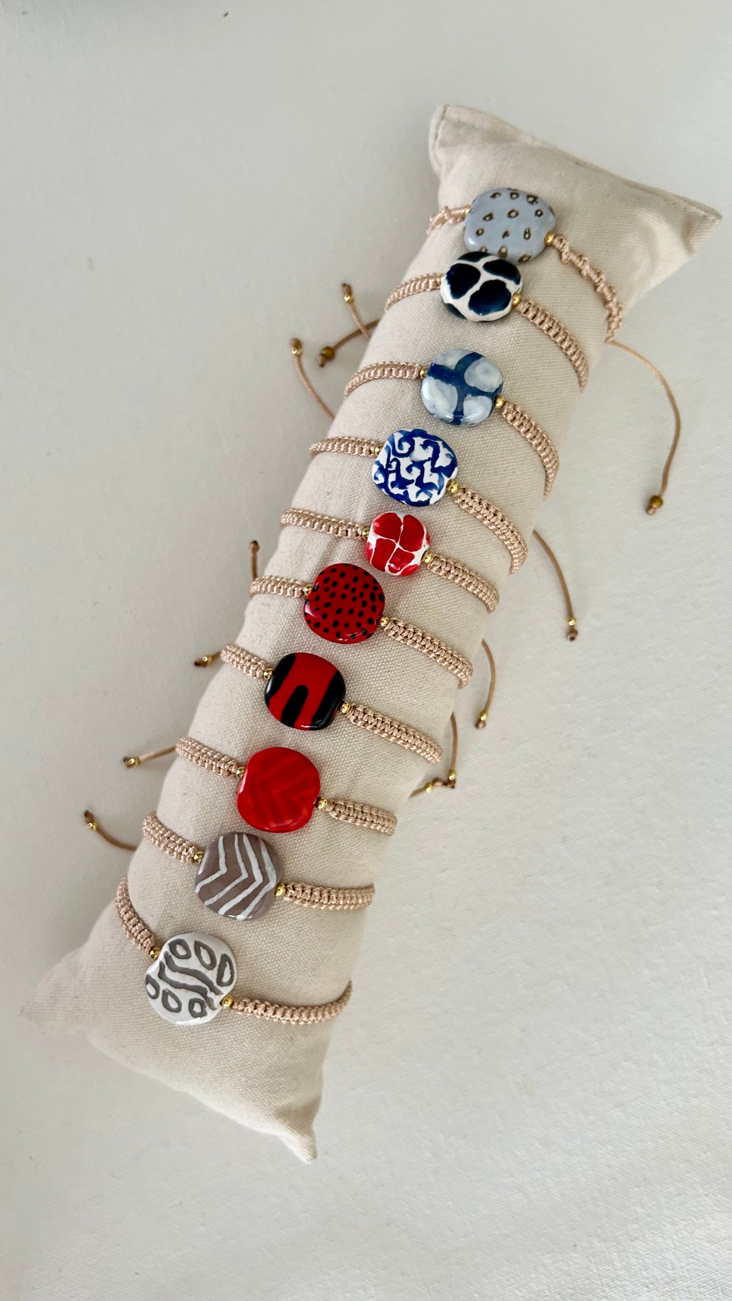 Pulseras cerámicas nudo plano