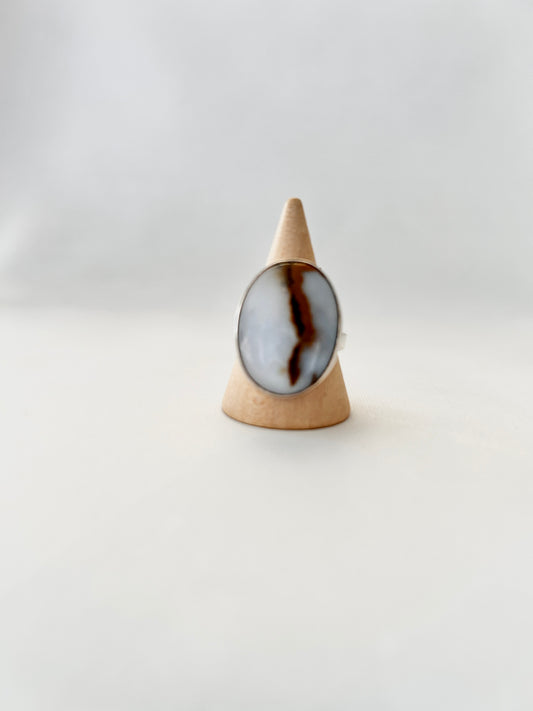 Anillo oval agata