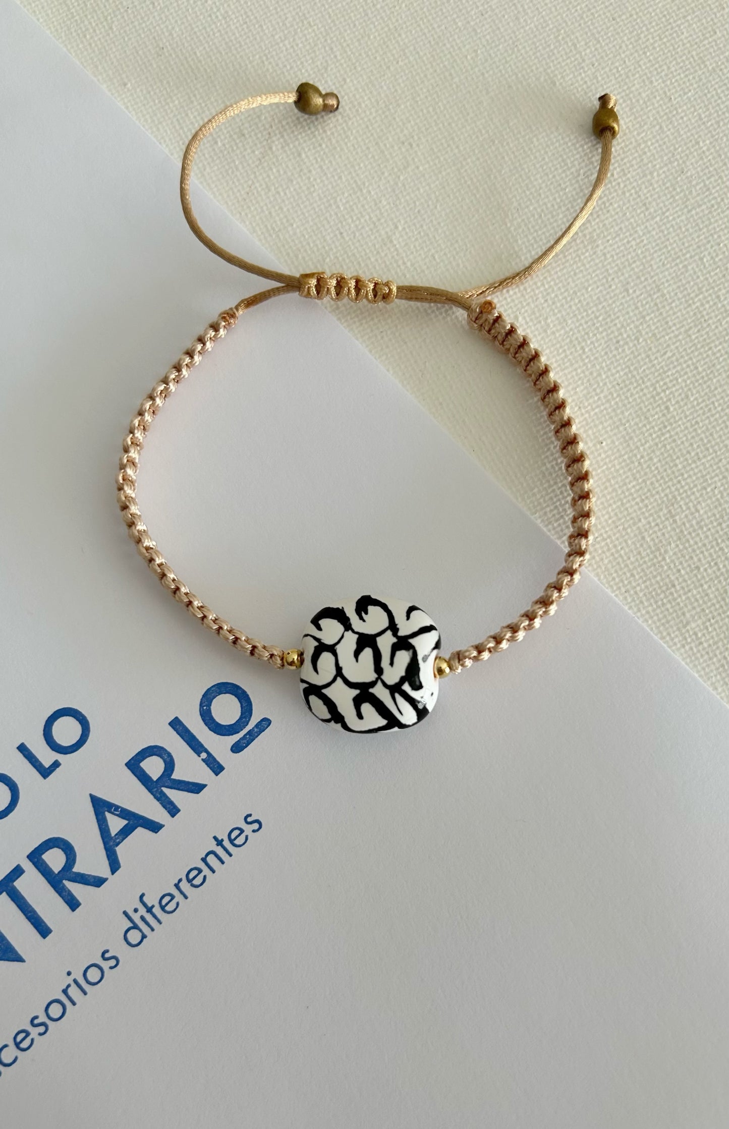 Pulseras cerámicas nudo plano