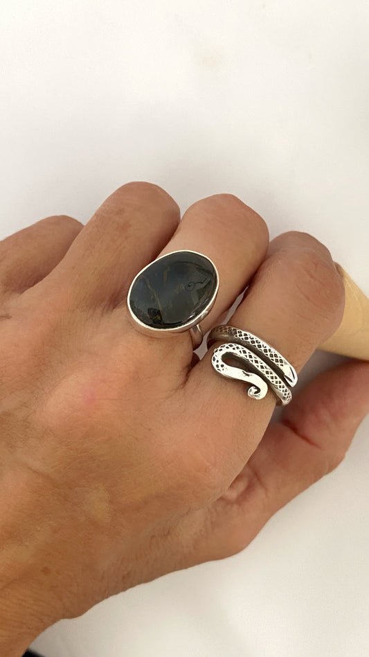 Anillo oval
