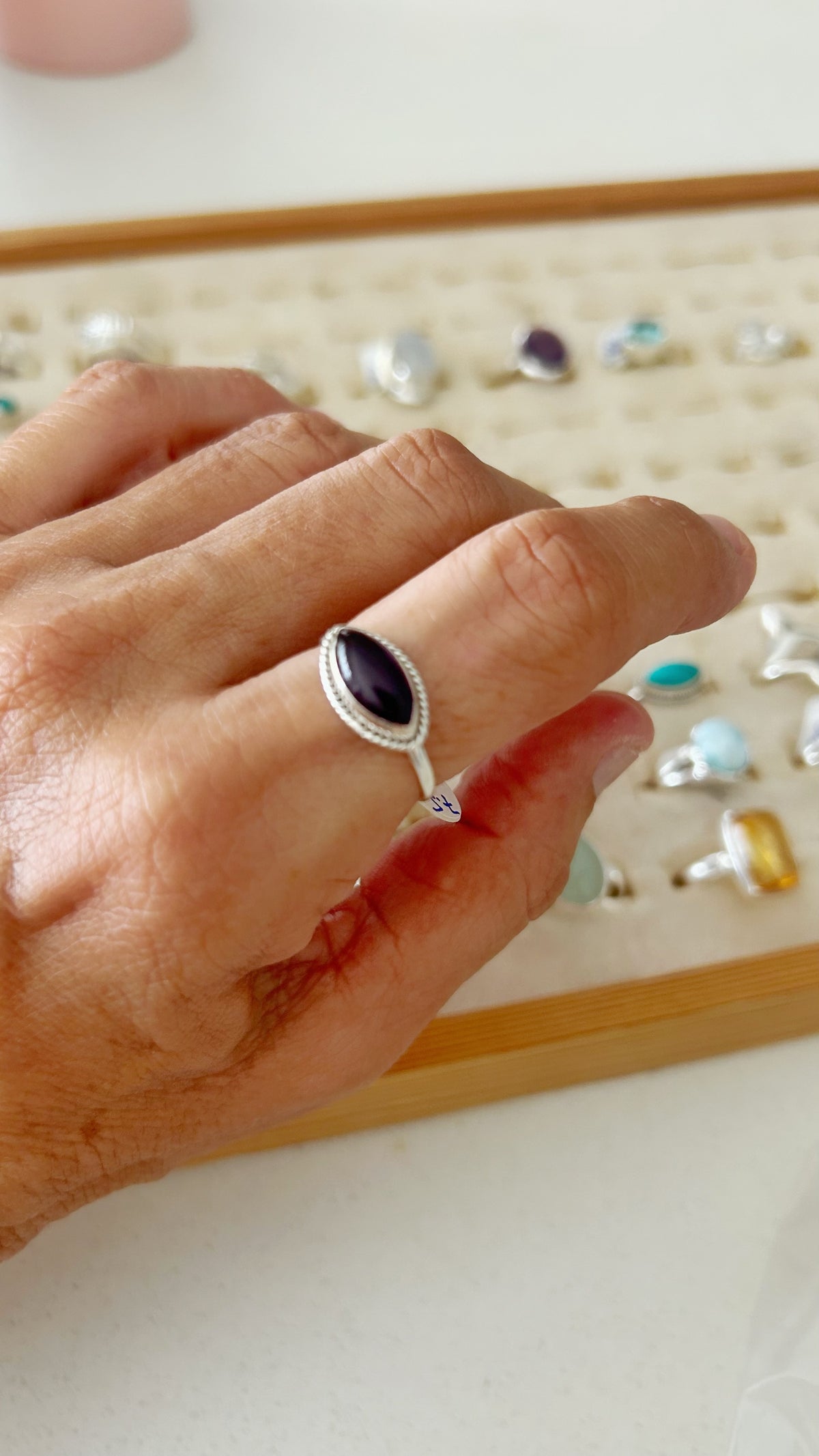 Anillo amatista transversal
