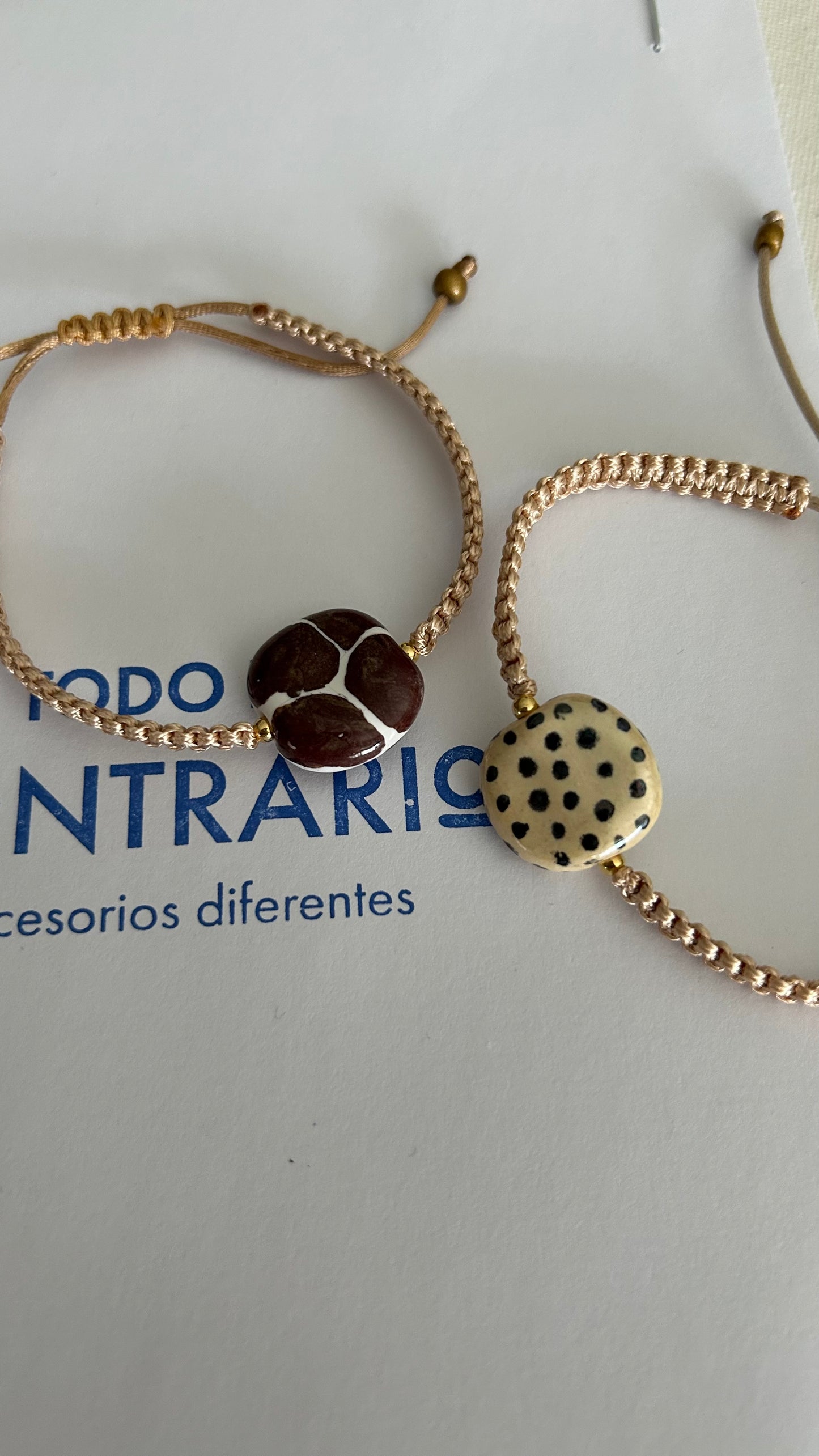 Pulseras cerámicas nudo plano