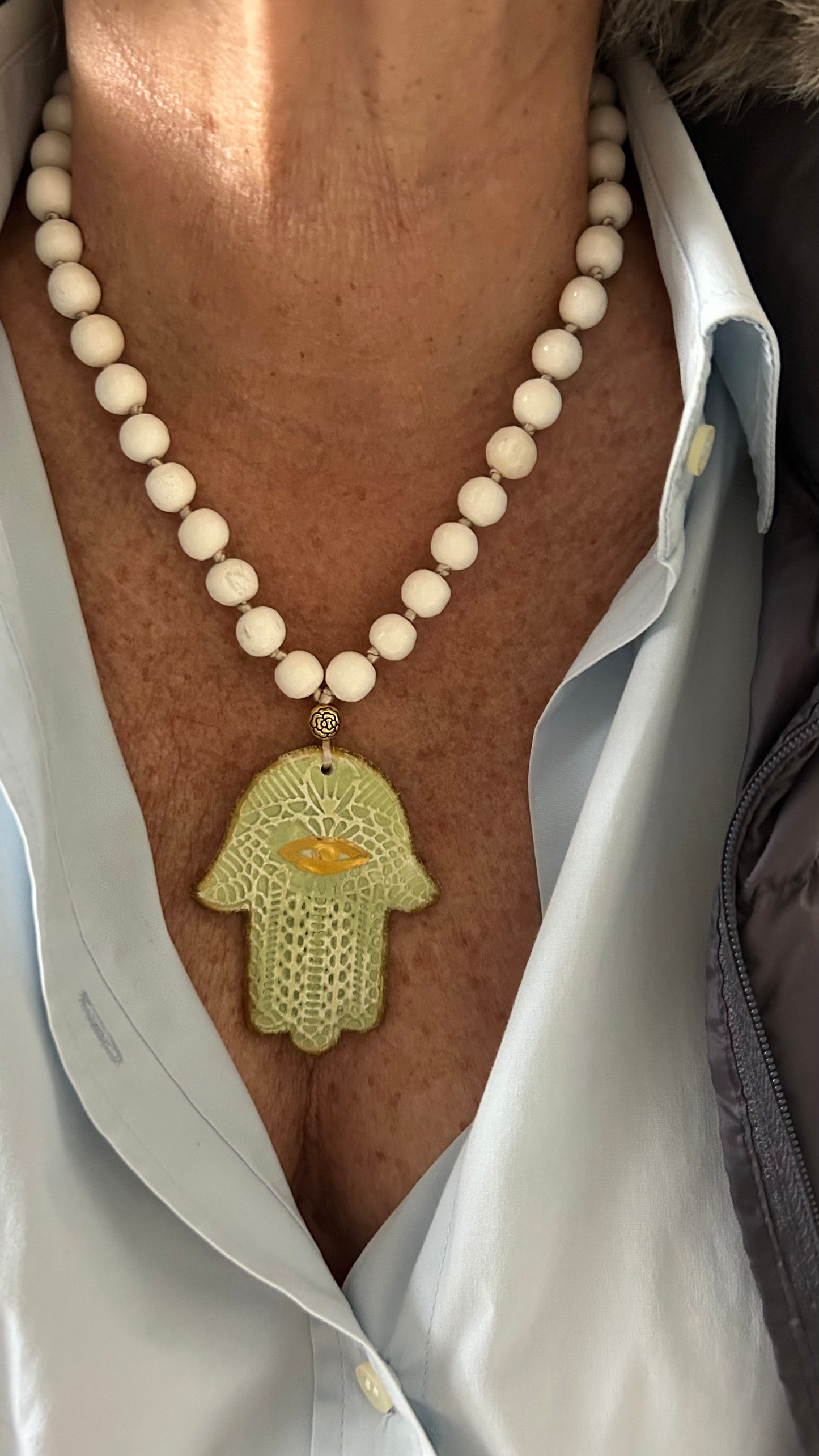 Collar corto Mano de Hamsa