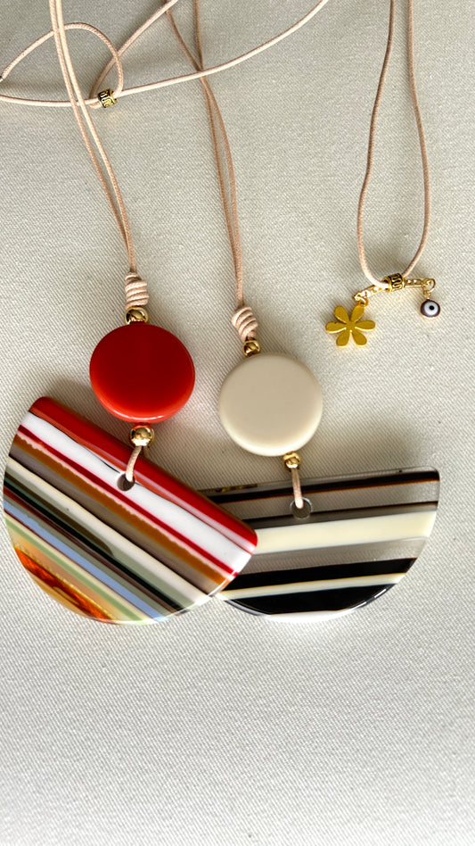 Collar Media Luna Carioca