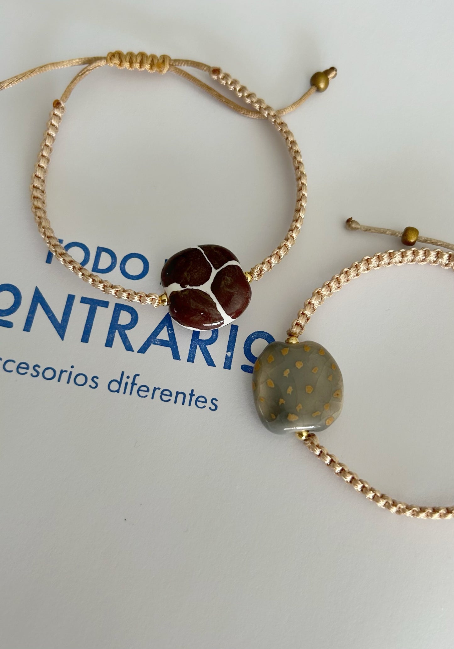 Pulseras cerámicas nudo plano