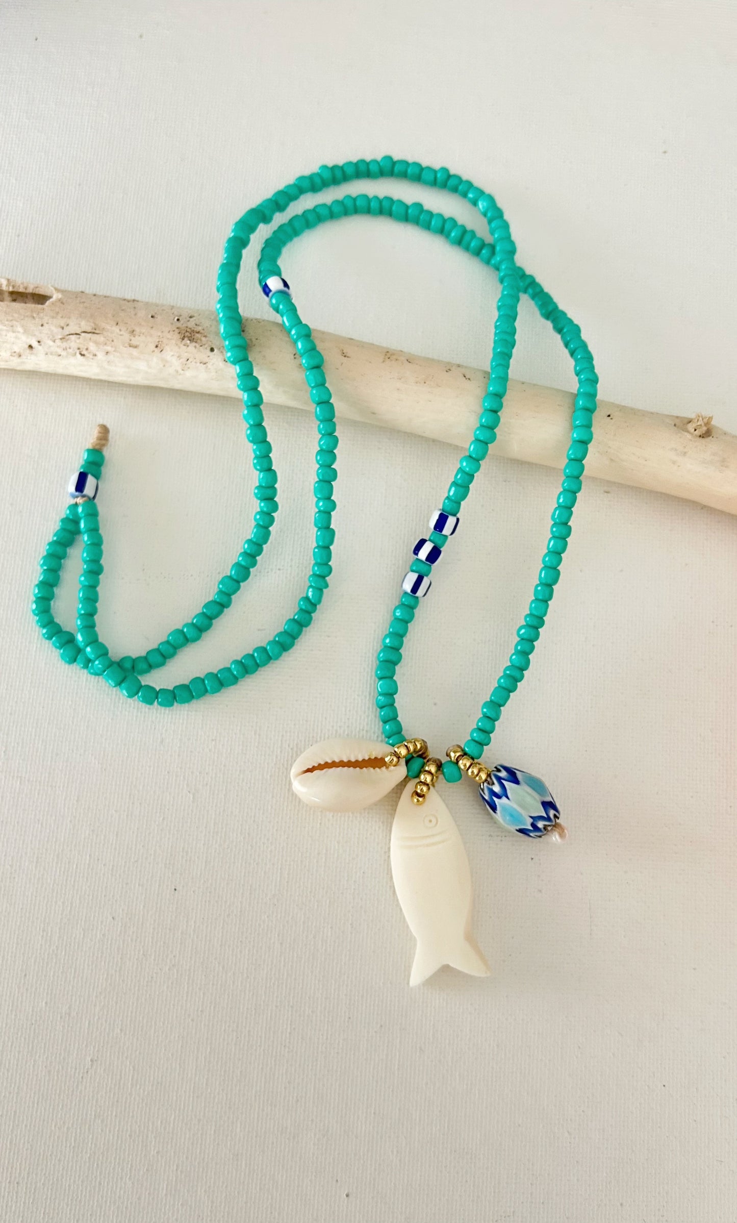 Collar Paros