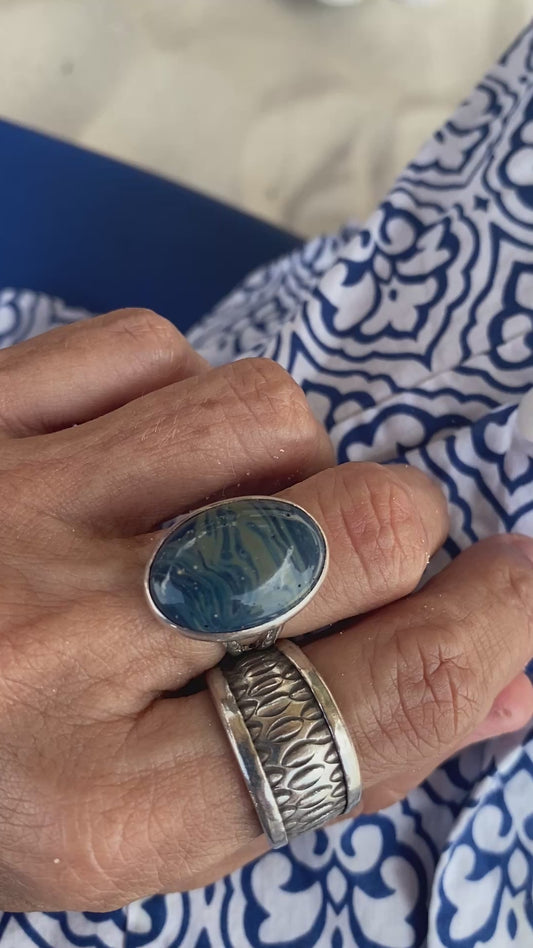 Anillo oval ágata